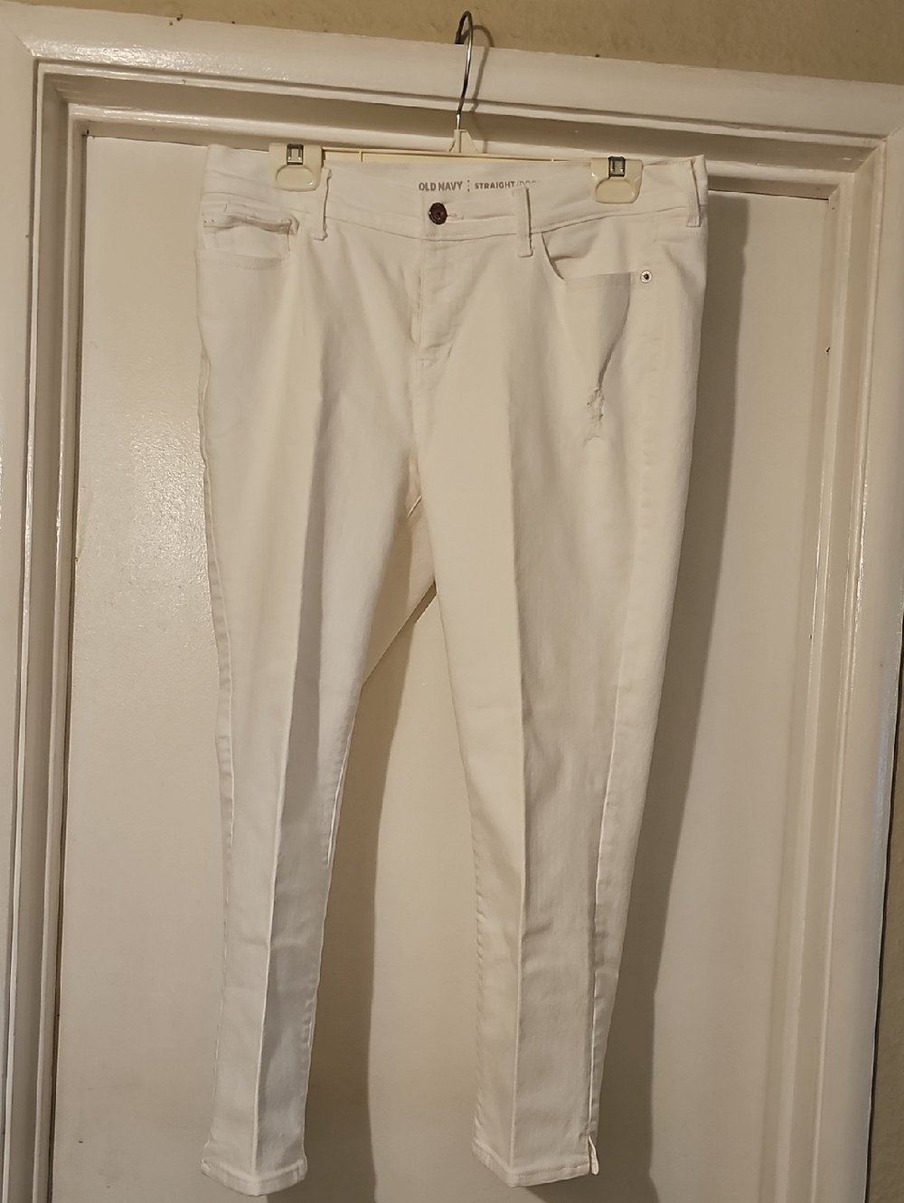 Old Navy White Straight-Leg Jeans Tote 8